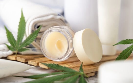 How CBD Cream Helps Manage Skin Conditions and Relieves Irritation